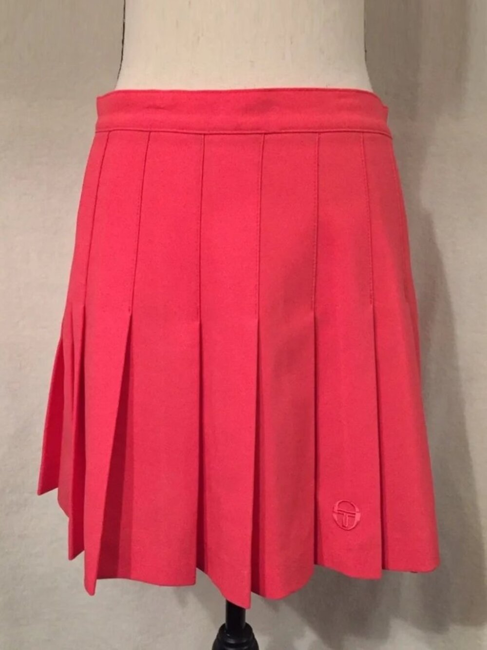 Vintage size 12 Sergio Tacchini coral pink pleated polyester tennis skirt